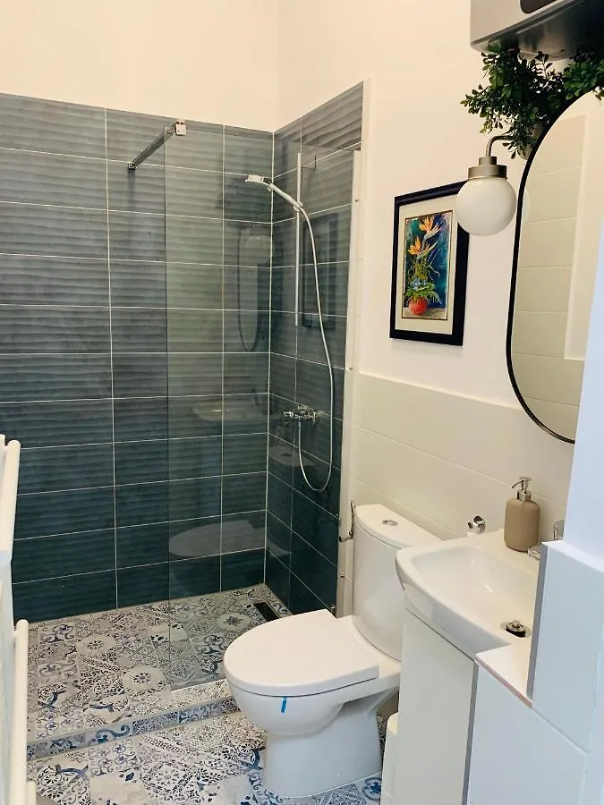 Margaret Boulevard Apartment - With Balcony Budapest