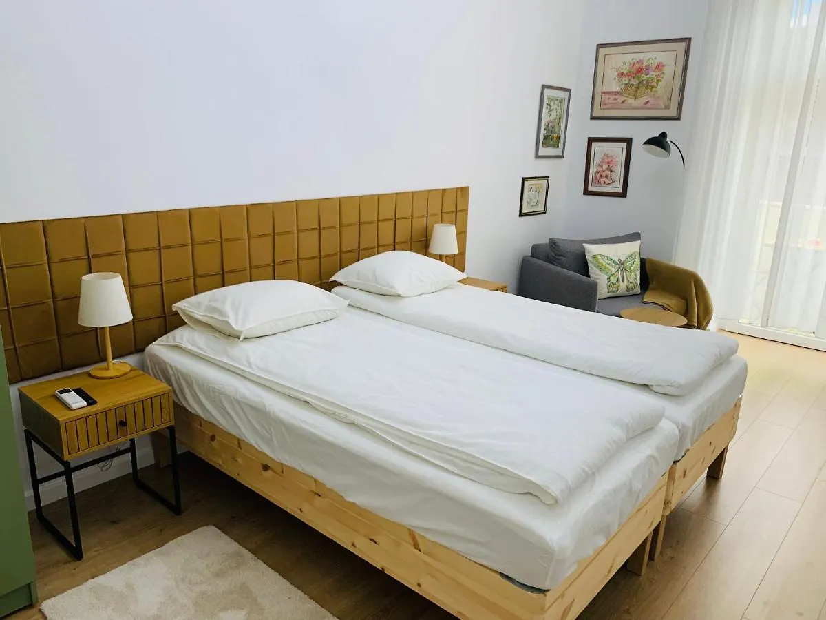 Margaret Boulevard Apartment - With Balcony Budapest